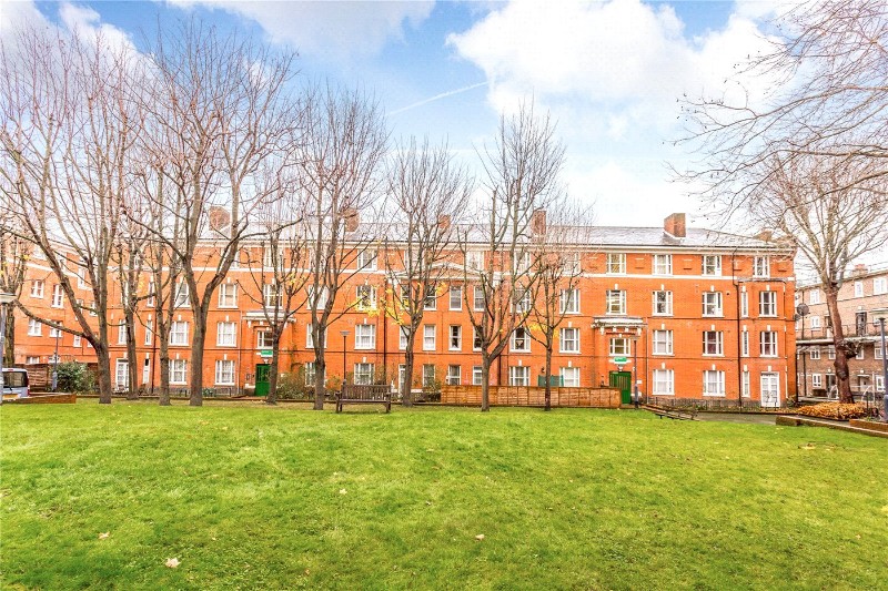 Peckett Square, Highbury Grange, N5