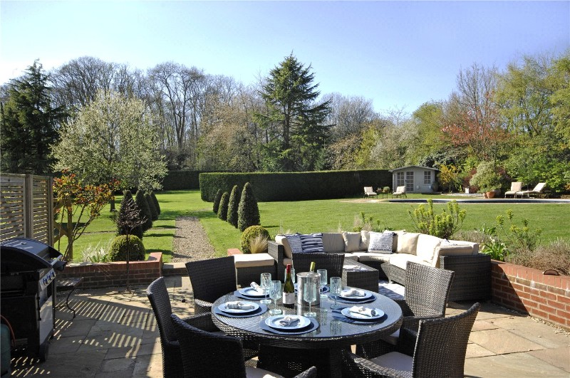 Southend, Henley-on-Thames, Buckinghamshire, RG9