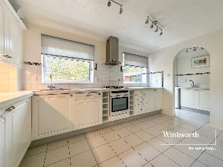Dymewood Road, Three Legged Cross, Wimborne, Dorset, BH21