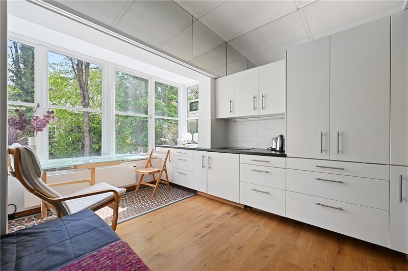 Holland Road, London, W14