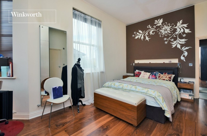 Poulter Park, Bishopsford Road, Morden, SM4