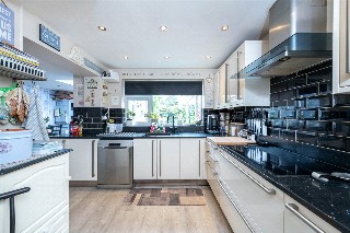 Linchfield Close, Deeping St. James, Peterborough, Lincolnshire, PE6