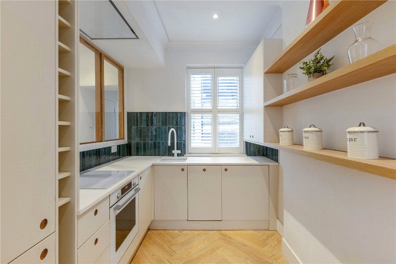 Queenstown Road, London, SW8