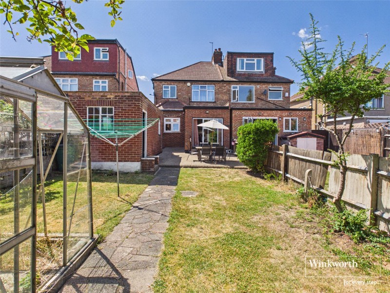 St. Georges Avenue, Kingsbury, London, NW9