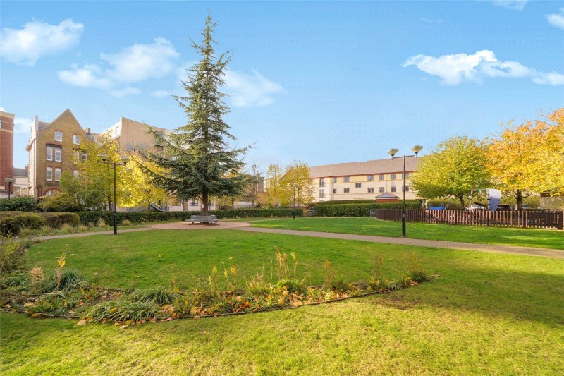 Tolington Way, London, N7