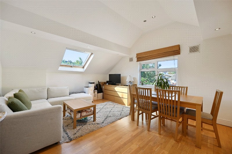 Woodfield Road, London, W5