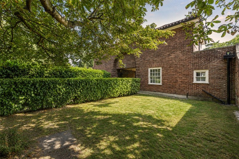 West Hill, London, SW15