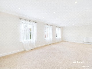 Haden Square, Reading, Berkshire, RG1