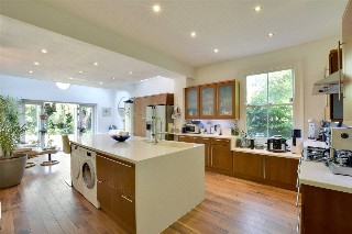 Shooters Hill Road, Blackheath, London, SE3