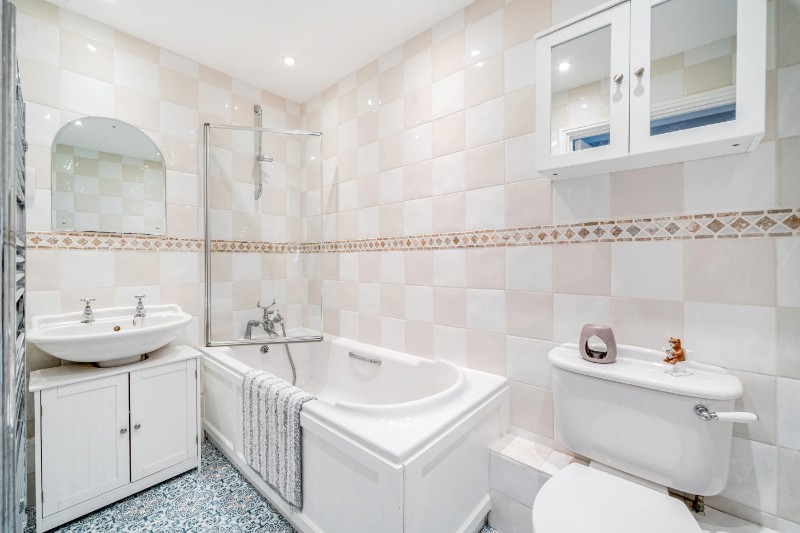 Bromley Road, Beckenham, BR3