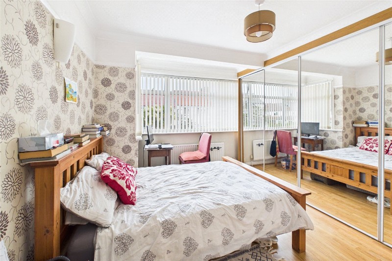 Lyndhurst Avenue, London, SW16