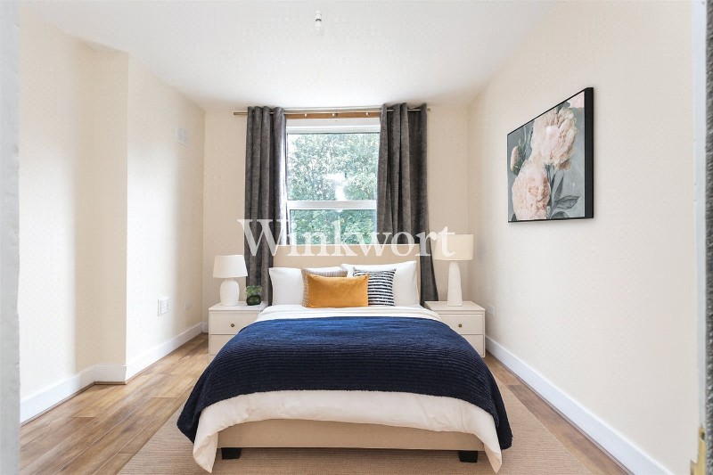 Palmerston Crescent, London, N13