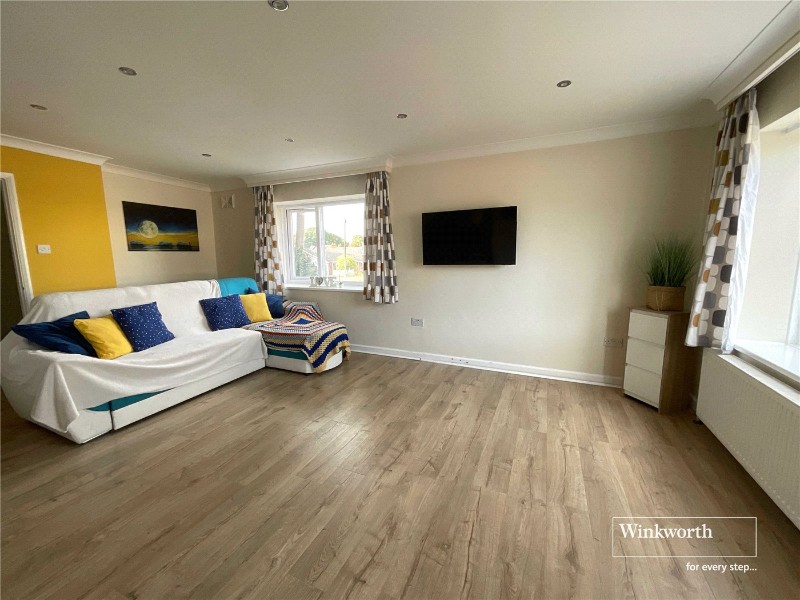 Saulfland Place, Highcliffe, Dorset, BH23