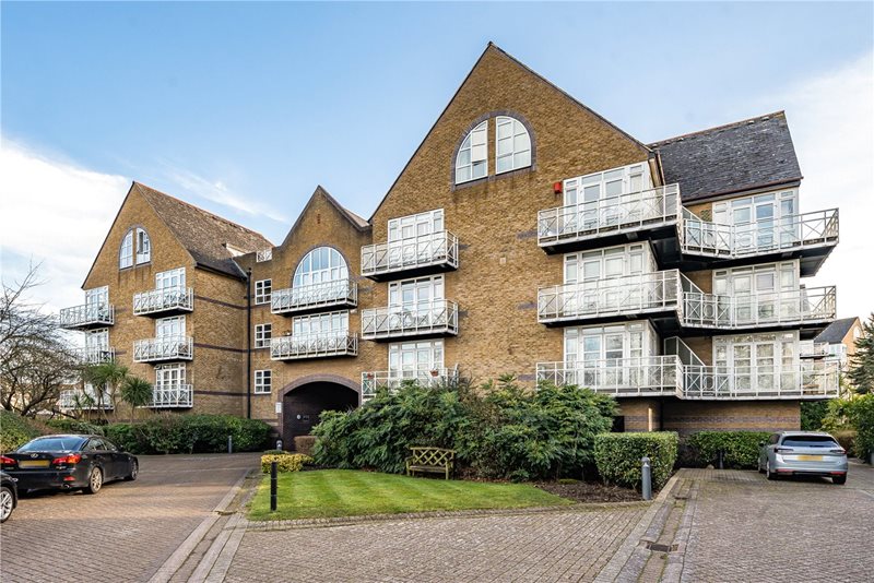 Eleanor Close, London, SE16