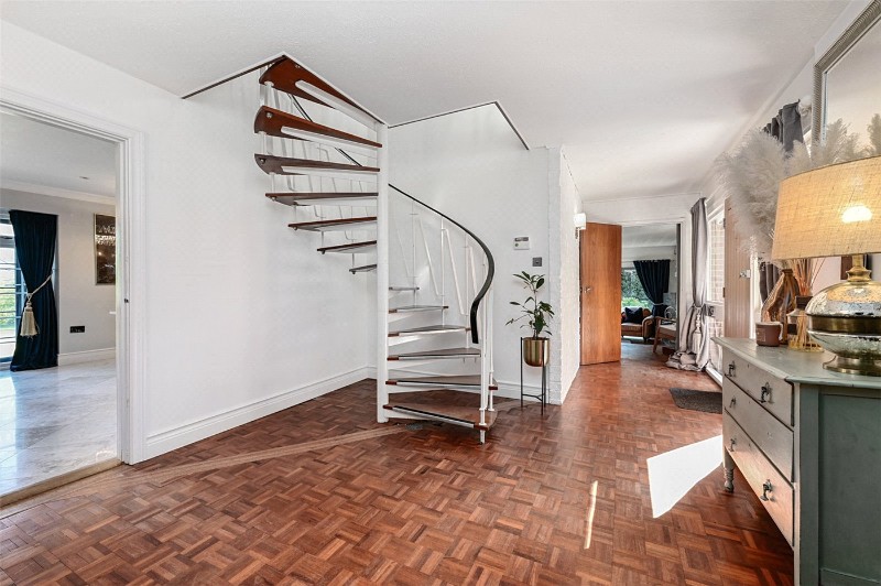 Fox Hill, Farley Hill, Reading, Berkshire, RG7