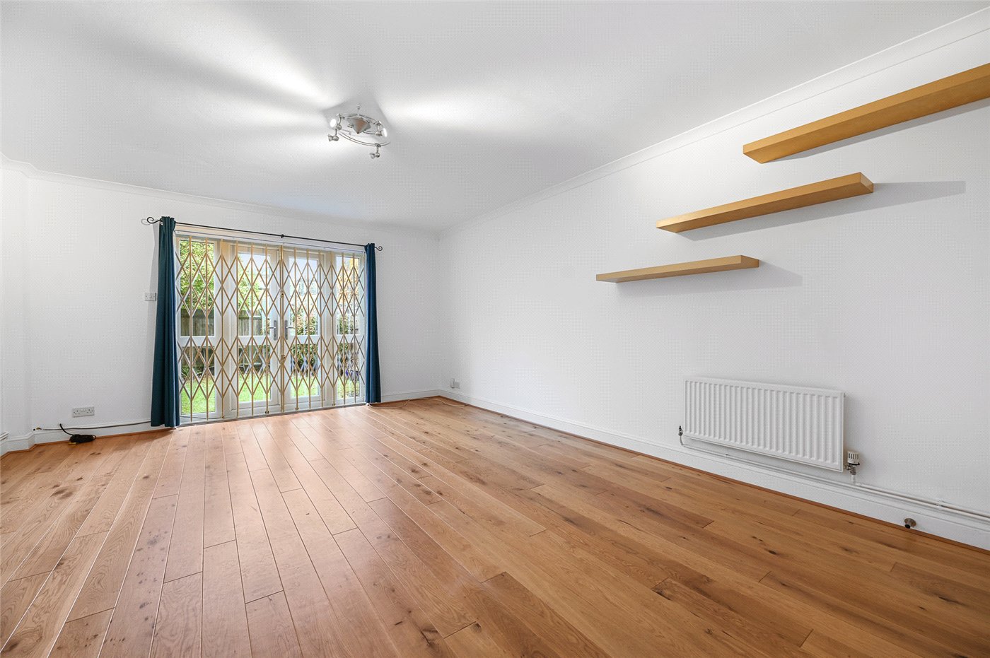 Vanderbilt Villas, Sterne Street, London, W12