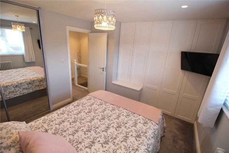 Shepperton Close, Borehamwood, WD6