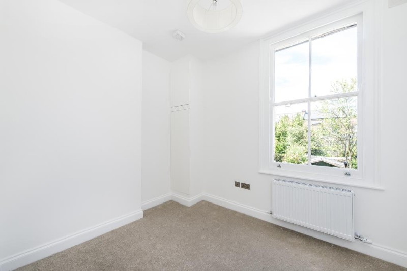 Kinfauns Road, London, SW2