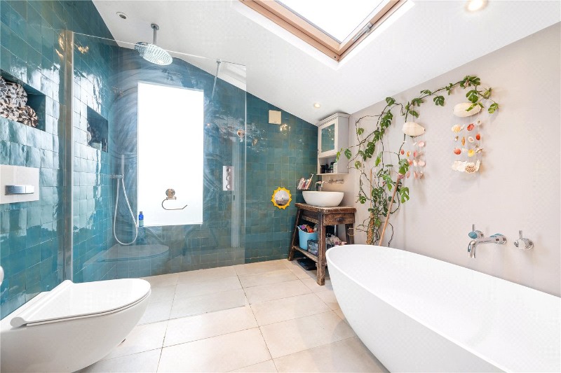St. Aidans Road, London, SE22