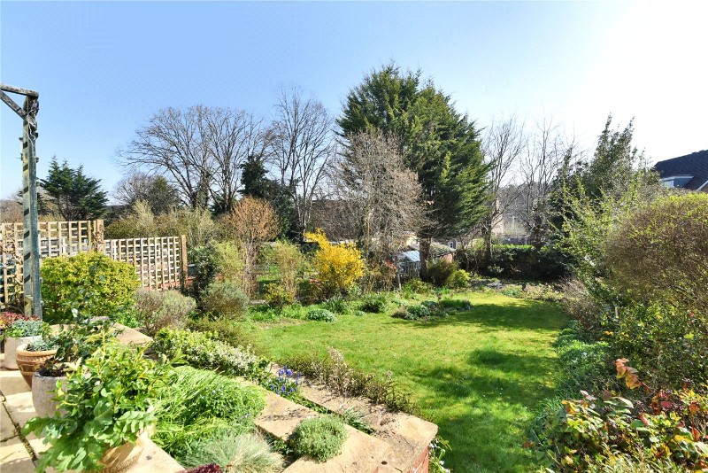 Pine Walk, Banstead, Surrey, SM7