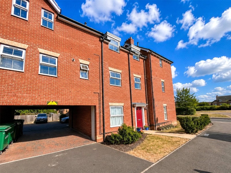 Sandown Drive, Bourne, Lincolnshire, PE10