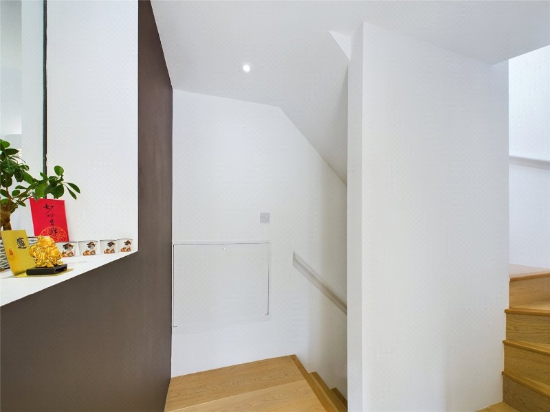 Bridel Mews, London, N1