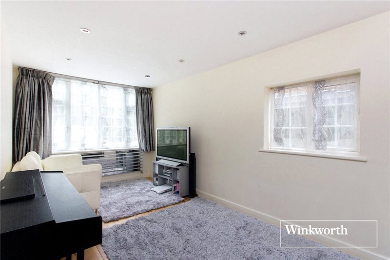 Hendon Avenue, Finchley, London, N3