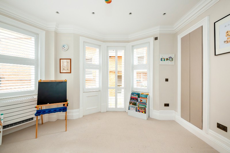 Rosary Gardens, London, SW7