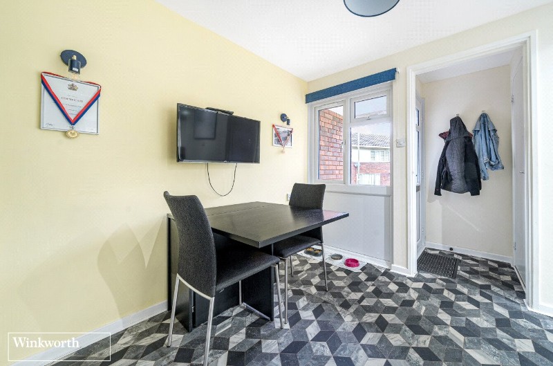 Novello Close, Basingstoke, Hampshire, RG22