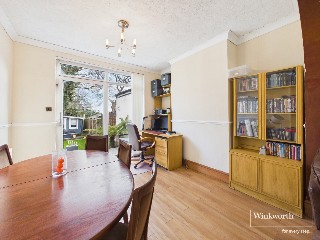 Hill View Gardens, London, NW9