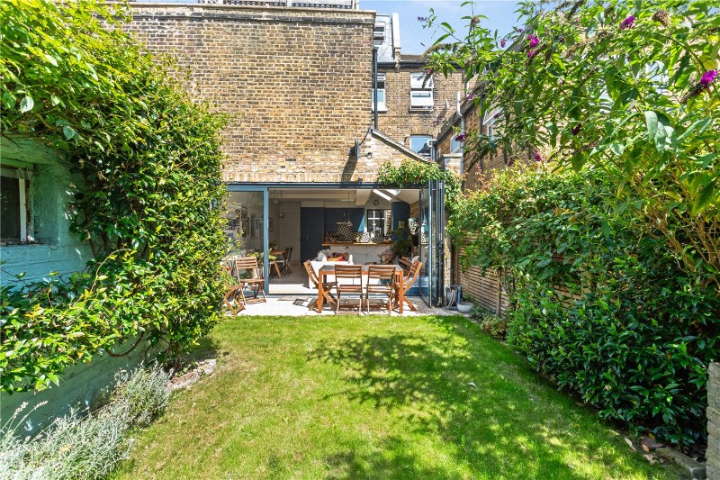 Morrish Road, London, SW2