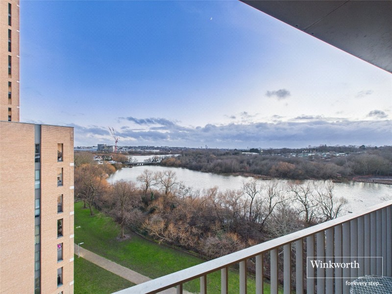 Moorhen Drive, London, NW9