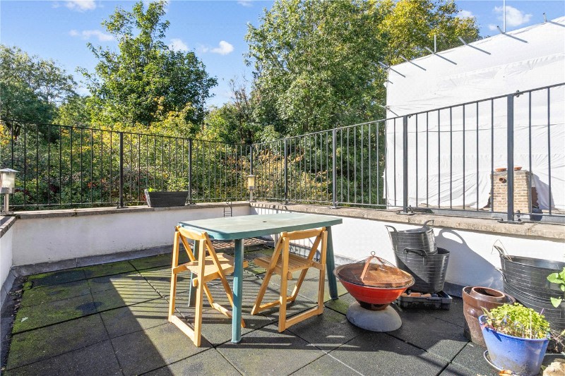 Listria Park, London, N16