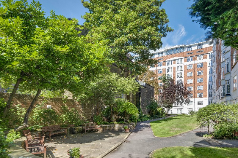 Grove End Gardens, Grove End Road, St John&#39;s Wood, London, NW8