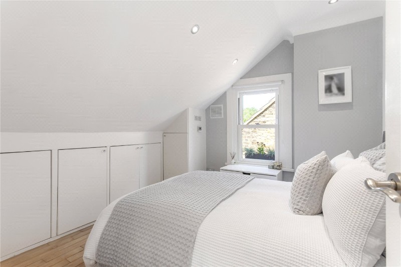 Leigham Vale, London, SW16