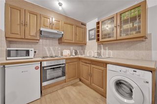 Britten Close, London, NW11