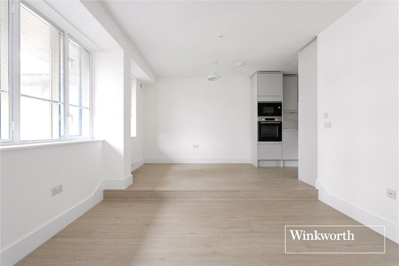 Arcadia Avenue, London, N3