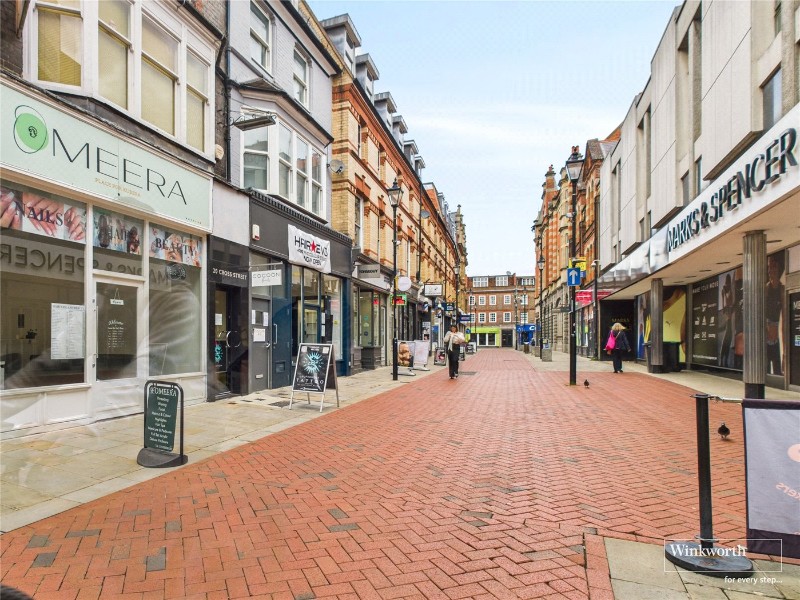 Cross Street, Reading, Berkshire, RG1