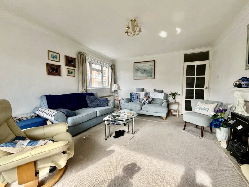 West Cliff Road, Bournemouth, BH4