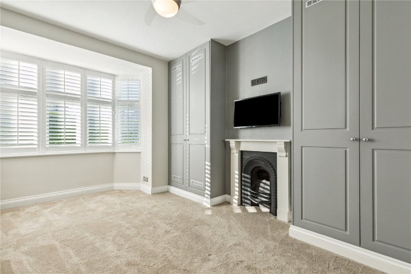 Tranmere Road, London, SW18