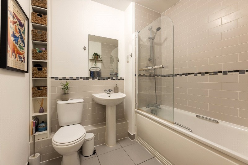 Point Pleasant, London, SW18