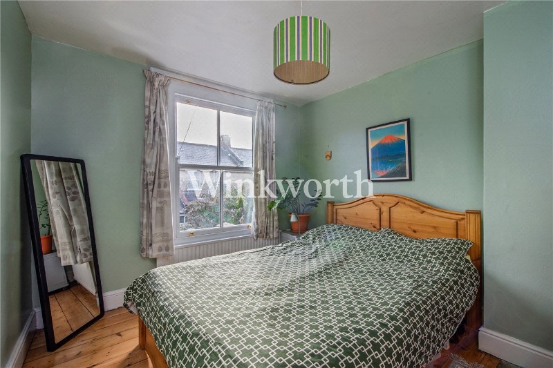 Hewitt Avenue, London, N22