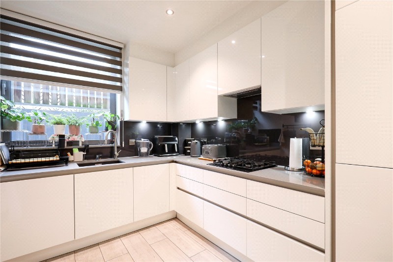 Halford Place, London, W7