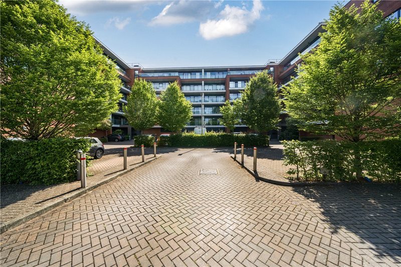 Racecourse Road, Newbury, Berkshire, RG14
