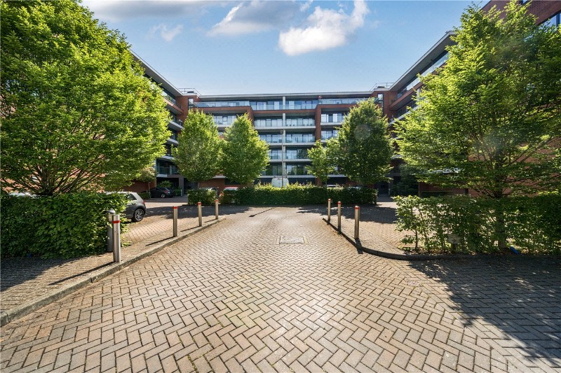 Racecourse Road, Newbury, Berkshire, RG14