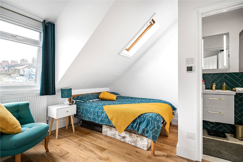 Ferestone Road, London, N8