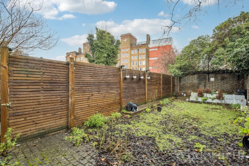 Asylum Road, London, SE15