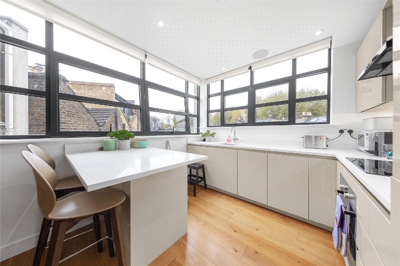 Hogarth Lane, London, W4