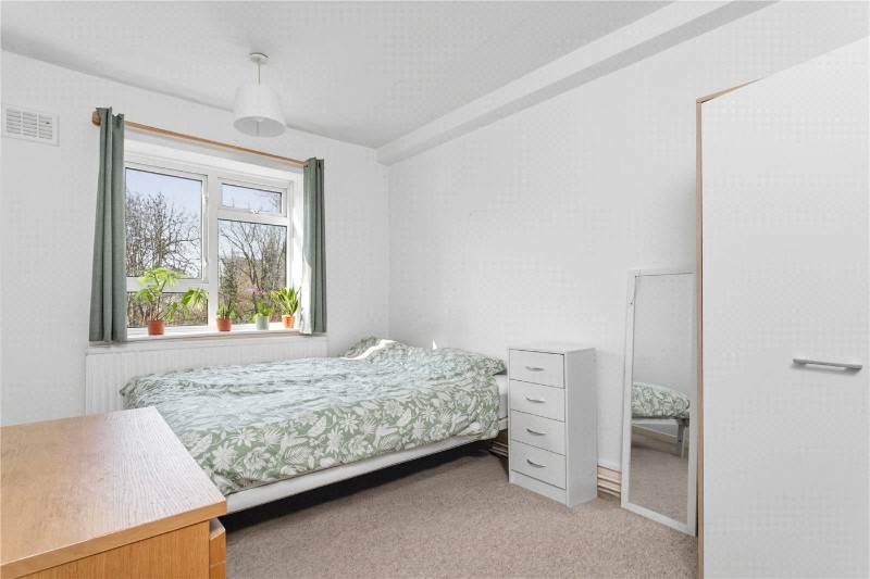 Queen Elizabeth's Close, London, N16