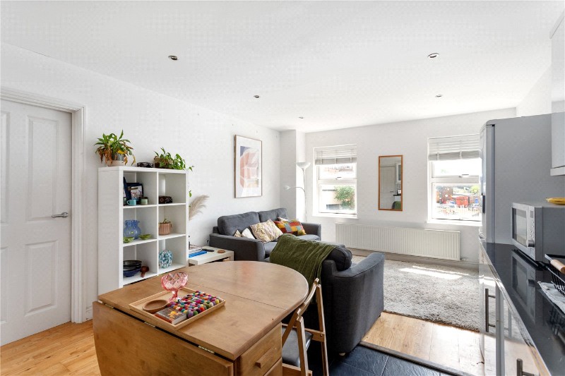 Charlmont Road, London, SW17